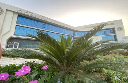 Clinic - Studio - 1 Bathroom for sale in ELEGANTRY - District 1 - The 5th Settlement - New Cairo City - Cairo