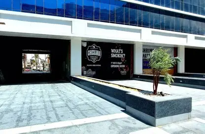 عيادة - استوديو - 2 حمامات للبيع في سبيس مول جيتس - محور 26 يوليو - مدينة 6 أكتوبر - الجيزة