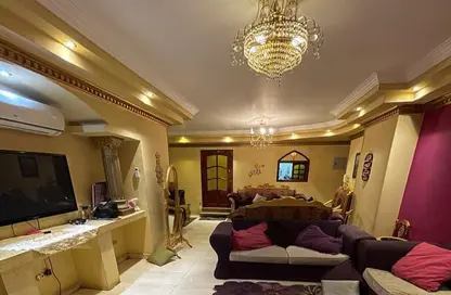 شقة - 3 غرف نوم - 3 حمامات للبيع في شارع سعيد زكريا - حي السفارات - مدينة نصر - القاهرة