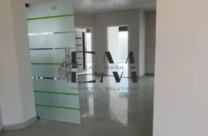 عيادة - استوديو - 1 حمام للايجار في منطقة خدمات البنفسج - البنفسج - مدينة القاهرة الجديدة - القاهرة