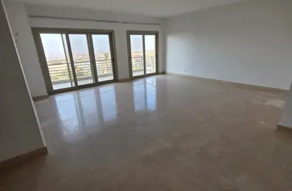 Apartment - 3 Bedrooms - 3 Bathrooms for rent in The Fourteen Golf Residences - Uptown Cairo - Mokattam - Cairo