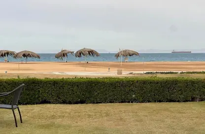 Chalet - 3 Bedrooms - 3 Bathrooms for sale in La Vista 6 - La Vista - Al Ain Al Sokhna - Suez