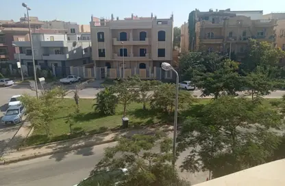 شقة - 3 غرف نوم - 2 حمامات للبيع في شارع دكتور ياسين عبد الغفار - المنطقة ج - حى جنوب الاكايمية - مدينة القاهرة الجديدة - القاهرة