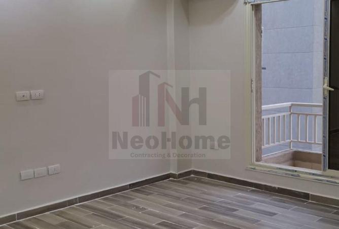 8200455 - Property Image 3