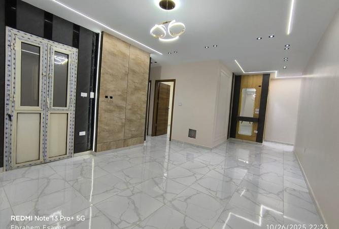 8158945 - صورة العقار 2