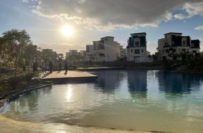 فيلا - 4 غرف نوم - 4 حمامات للبيع في ماونتن فيو تشيل اوت بارك - التوسعات الشمالية - مدينة 6 أكتوبر - الجيزة