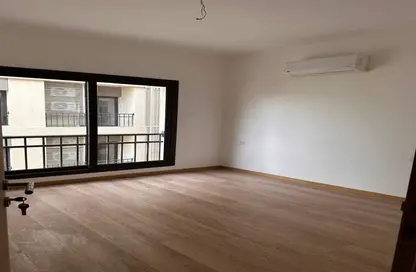 شقة - 3 غرف نوم - 3 حمامات للايجار في مون ريزيدنس - فيفث سكوير - التجمع الخامس - مدينة القاهرة الجديدة - القاهرة