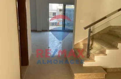 Duplex - 3 Bedrooms - 3 Bathrooms for sale in Etapa - Sheikh Zayed Compounds - Sheikh Zayed City - Giza