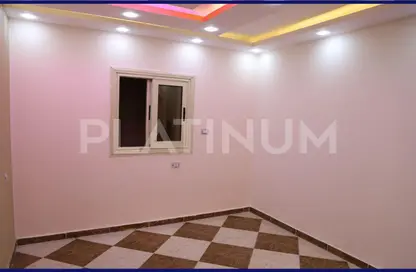 شقة - 2 غرف نوم - 1 حمام للبيع في شارع زاخر - المندرة - حي ثان المنتزة - الاسكندرية