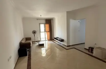 Apartment - 3 Bedrooms - 1 Bathroom for rent in 5th Settlement Compounds - The 5th Settlement - New Cairo City - Cairo