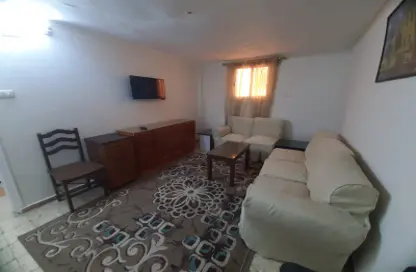 Apartment - 2 Bedrooms - 1 Bathroom for rent in Street 305 - New Maadi - Hay El Maadi - Cairo