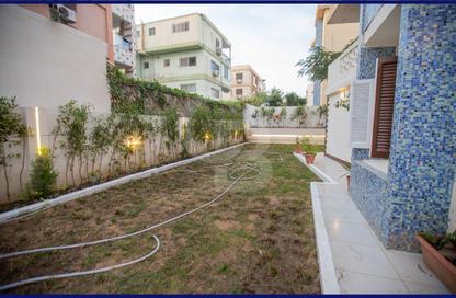 Apartment - 2 Bedrooms - 1 Bathroom for sale in Al Shaheed Youssef El Sebaey St. - Al Maamoura - Hay Than El Montazah - Alexandria