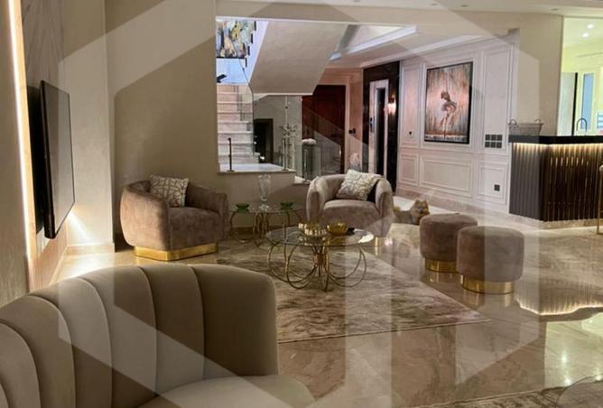 8389851 - Property Image 2