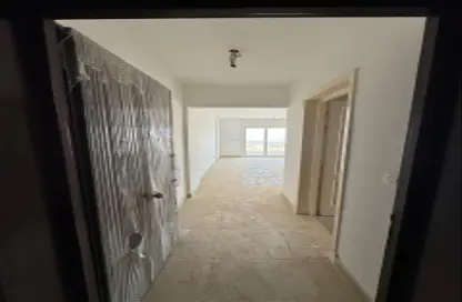 Apartment - 2 Bedrooms - 1 Bathroom for sale in Madinaty - Cairo