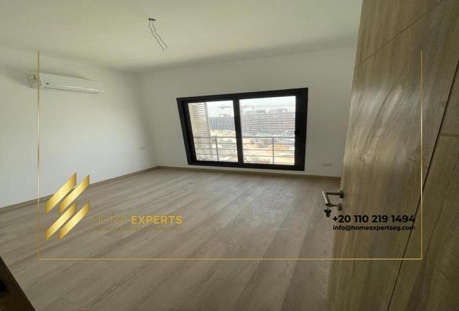 8316881 - Property Image 2