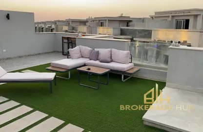 Penthouse - 2 Bedrooms - 4 Bathrooms for sale in Galleria Moon Valley - South Investors Area - New Cairo City - Cairo