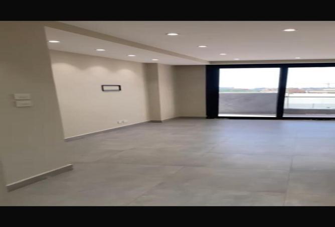 7989853 - Property Image 2