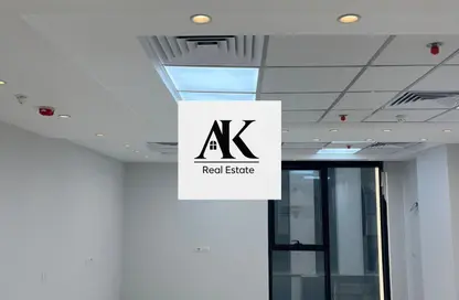 Office Space - Studio - 1 Bathroom for rent in Hyde Park Business District Mall - South Teseen St. - The 5th Settlement - New Cairo City - Cairo