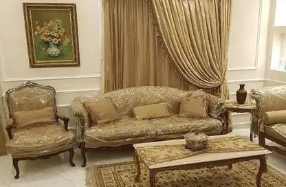 Apartment - 2 Bedrooms - 2 Bathrooms for rent in Hayati Residence - North Investors Area - New Cairo City - Cairo
