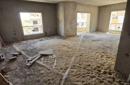 Apartment - 4 Bedrooms - 3 Bathrooms for sale in El Koronfel - The 5th Settlement - New Cairo City - Cairo