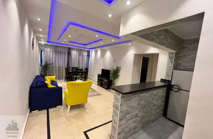 Apartment - 2 Bedrooms - 1 Bathroom for rent in Street 216 - Degla - Hay El Maadi - Cairo