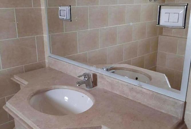 8439639 - Property Image 3