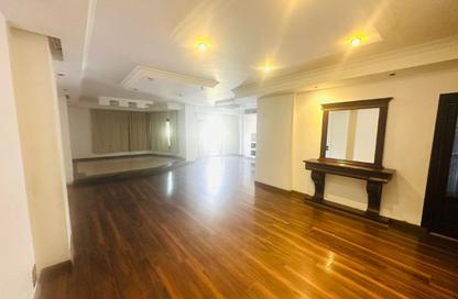 Office Space - Studio - 3 Bathrooms for rent in Heliopolis - Masr El Gedida - Cairo