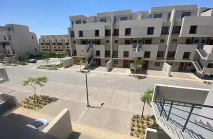 Apartment - 2 Bedrooms - 2 Bathrooms for sale in Al Burouj Compound - El Shorouk Compounds - Shorouk City - Cairo