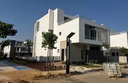 فيلا - 5 غرف نوم - 5 حمامات للبيع في جولز - طريق مصر اسكندرية الصحراوي - مدينة 6 أكتوبر - الجيزة