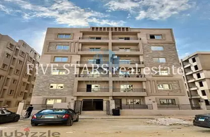 شقة - 3 غرف نوم - 2 حمامات للبيع في ارض جمعية المستثمرين - حدائق اكتوبر - مدينة 6 أكتوبر - الجيزة
