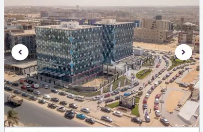 Office Space - Studio - 1 Bathroom for sale in Cairo Business Plaza - North Teseen St. - The 5th Settlement - New Cairo City - Cairo