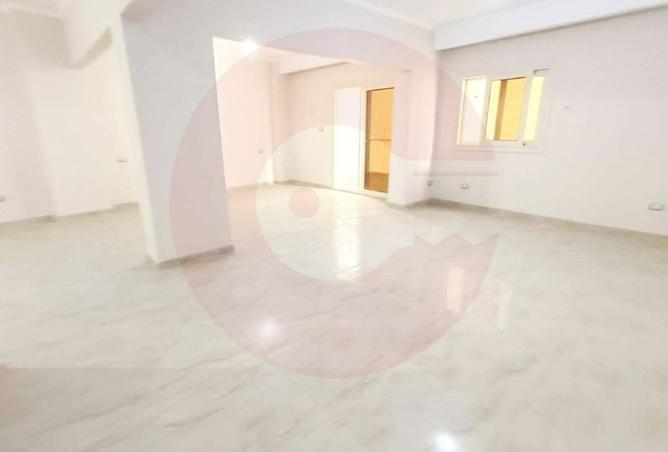 8095035 - Property Image 2