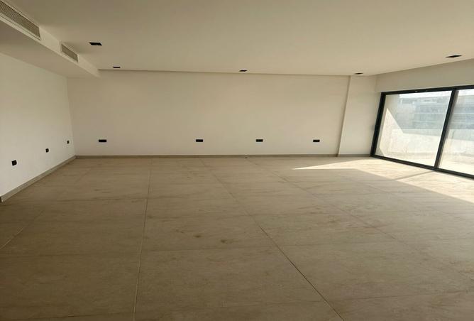 7983875 - Property Image 2