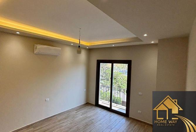 8260113 - Property Image 2