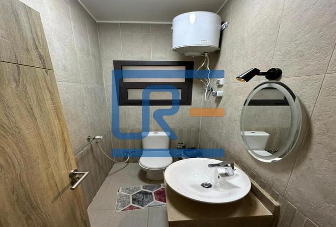 8232457 - Property Image 3