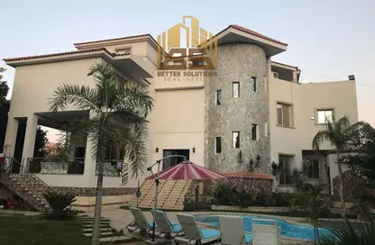 Villa - 7 Bedrooms for sale in Doctor Mohamed Abdo Abbasi St. - 5th District - Obour City - Qalyubia