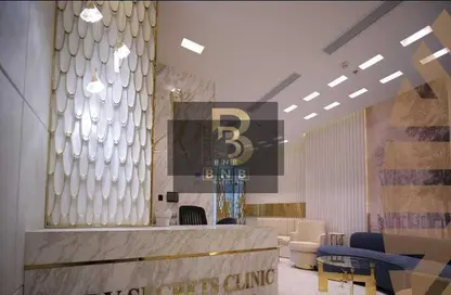 مساحات مكتبية - استوديو - 2 حمامات للبيع في شارع التسعين الشمالي - التجمع الخامس - مدينة القاهرة الجديدة - القاهرة