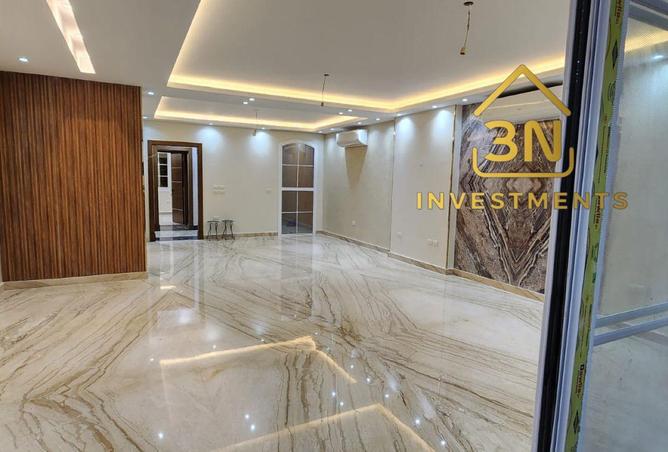 8374386 - Property Main Image