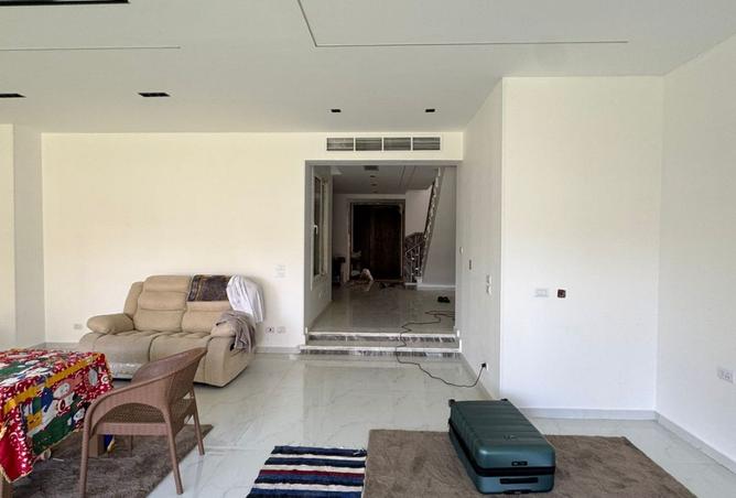 8302403 - Property Image 3