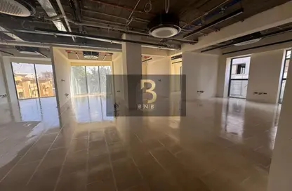 Whole Building - Studio - 7+ Bathrooms for rent in One Ninety Mall - South Teseen St. - The 5th Settlement - New Cairo City - Cairo
