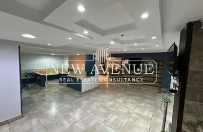 Retail - Studio - 4 Bathrooms for sale in Nabil Al Wakkad St. - Ard El Golf - Heliopolis - Masr El Gedida - Cairo