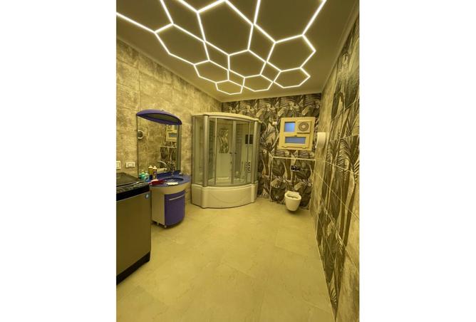 8364250 - Property Image 3