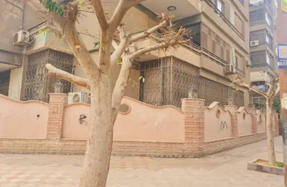 Full Floor - Studio - 4 Bathrooms for sale in Helal Ibn Ommaya St. - El Hegaz Square - El Nozha - Cairo
