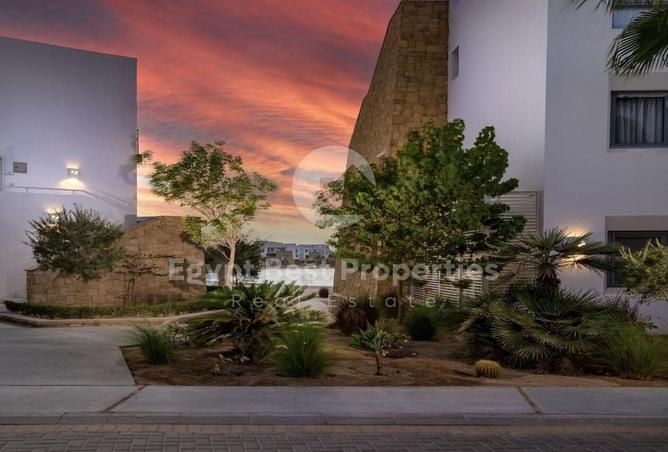 8051440 - Property Image 3