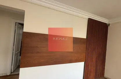 Co-Working Space - Studio - 4 Bathrooms for rent in Degla Square - Degla - Hay El Maadi - Cairo
