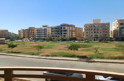 Apartment - 4 Bedrooms - 4 Bathrooms for sale in South Lotus - El Lotus - New Cairo City - Cairo