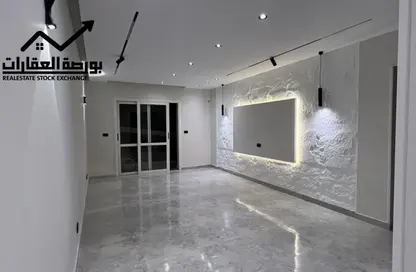 Apartment - 2 Bedrooms - 2 Bathrooms for sale in El Rehab Extension - Al Rehab - New Cairo City - Cairo