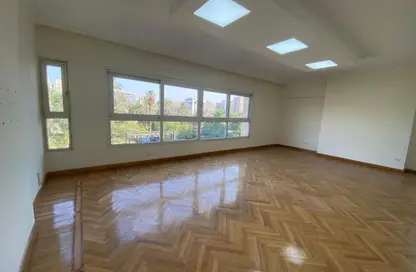 Office Space - Studio - 3 Bathrooms for rent in Nehro St. - Roxy - Heliopolis - Masr El Gedida - Cairo