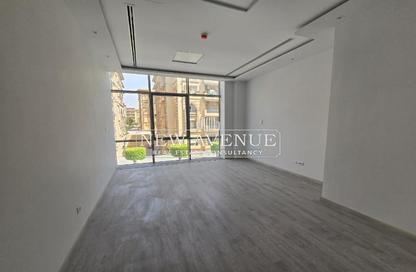 Office Space - Studio - 1 Bathroom for rent in Hayati Residence - North Investors Area - New Cairo City - Cairo