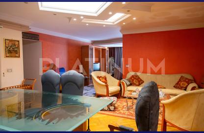 Apartment - 3 Bedrooms - 2 Bathrooms for sale in Damietta St. - Bolkly - Hay Sharq - Alexandria